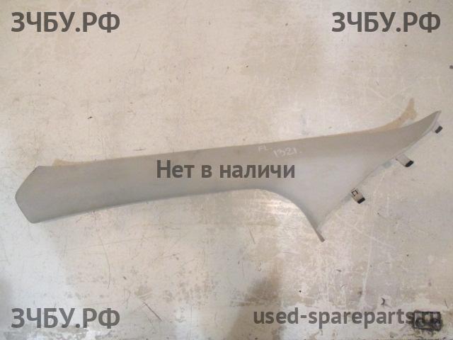 Ford Focus 3 Накладка стойки передней левой