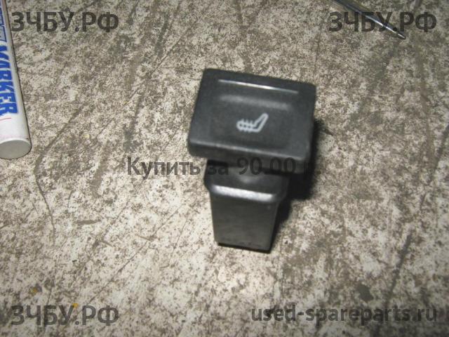 Chery Amulet (A15) Кнопка обогрева сидений
