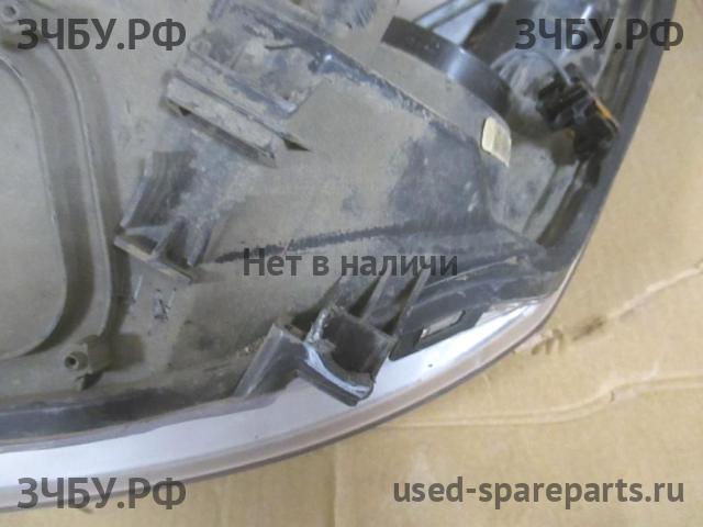 Ford Focus 2 (рестайлинг) Фара правая