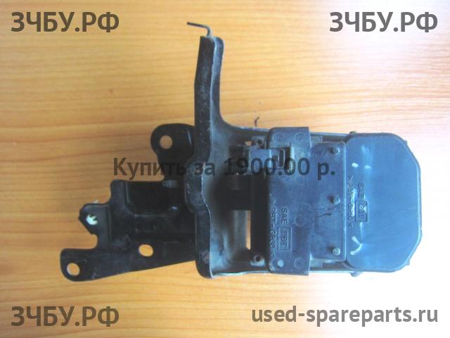Nissan Primera P12 Блок ABS (насос)