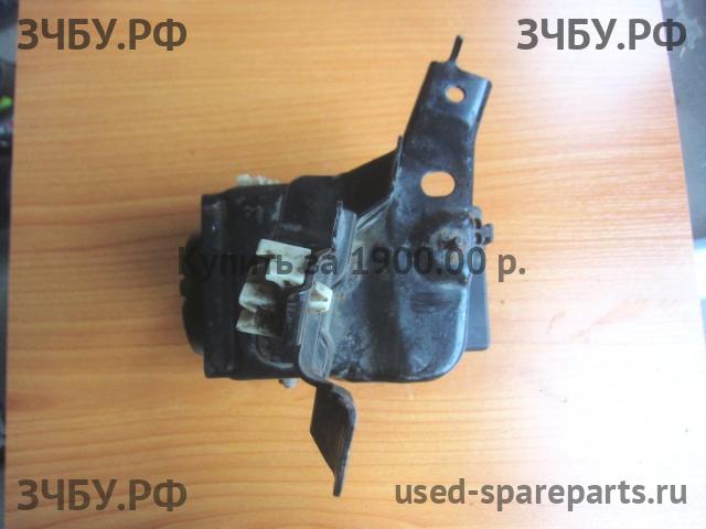 Nissan Primera P12 Блок ABS (насос)