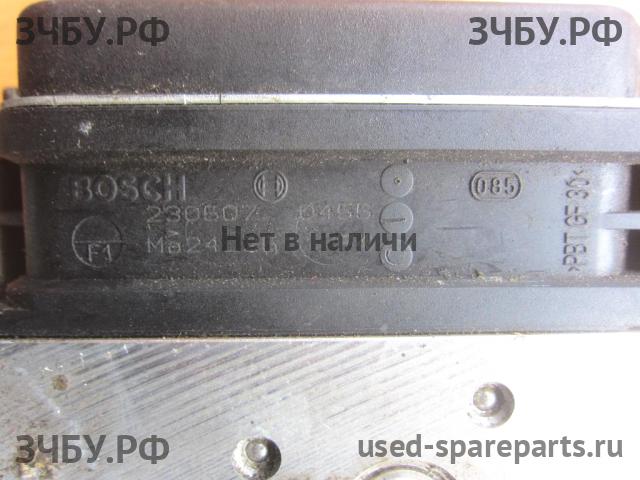 Subaru Impreza 3 (G12) Блок ABS (насос)