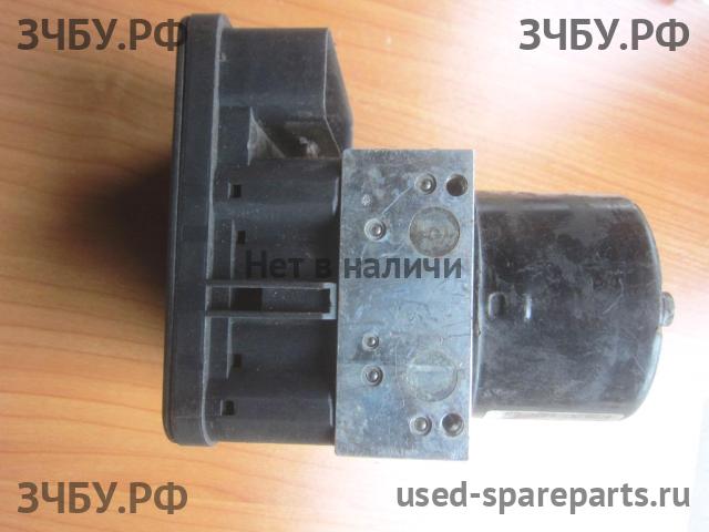 Ford Focus 2 Блок ABS (насос)