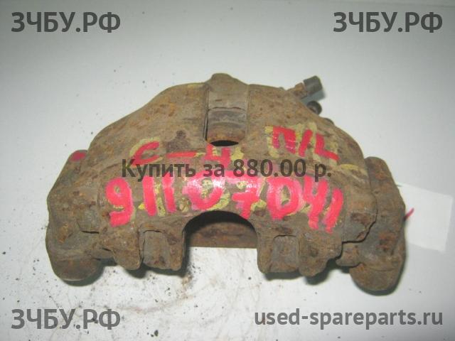 Citroen C4 (1) Суппорт передний левый (в сборе со скобой)