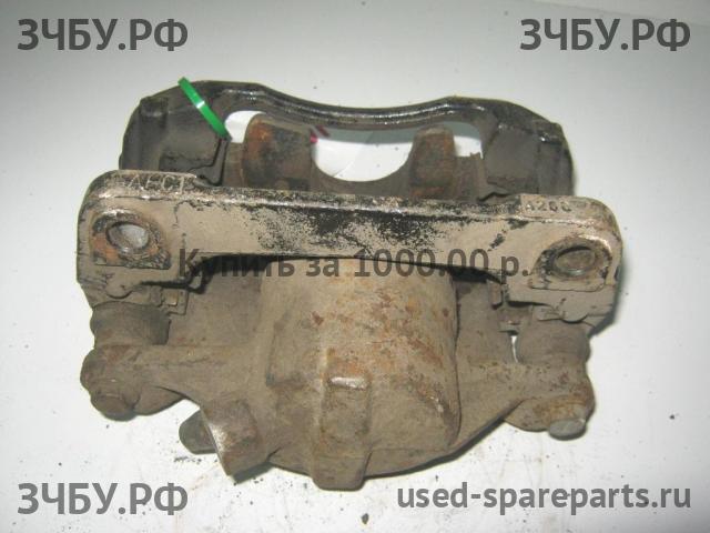 Renault Scenic 2 Суппорт передний правый (в сборе со скобой)