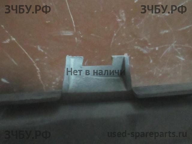 Mazda 2 [DY] Решетка в бампер