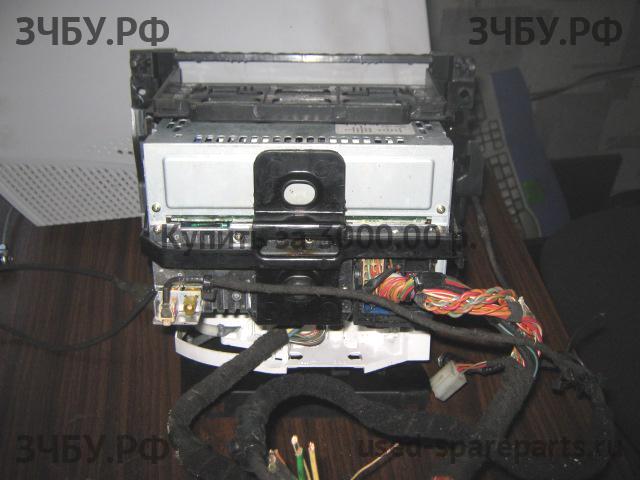 Volkswagen Jetta 4/Bora [1J2] Магнитола