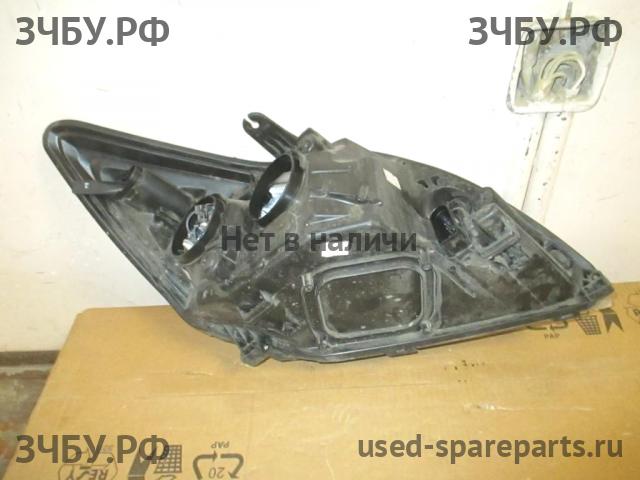 Ford Focus 2 (рестайлинг) Фара левая