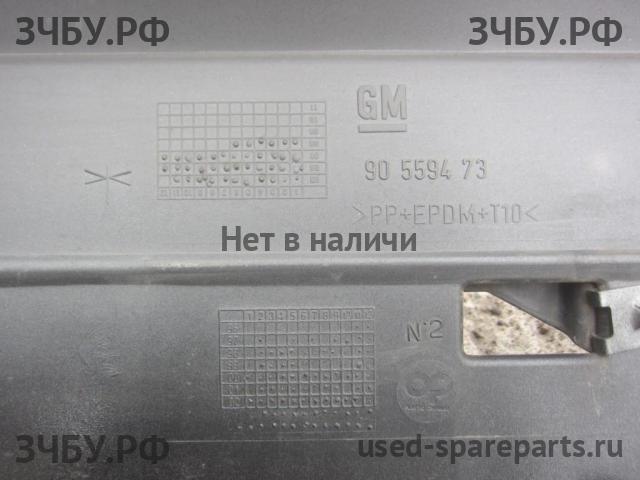 Opel Astra G Бампер передний