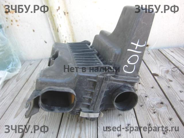 Mitsubishi Colt 6 (Z30) Корпус воздушного фильтра