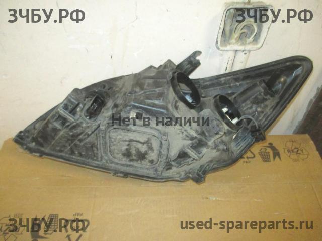 Ford Focus 2 (рестайлинг) Фара правая