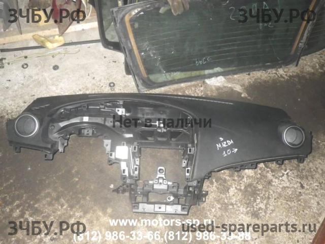 Mazda 3 [BL] Торпедо
