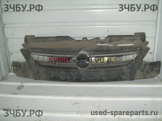 Opel Corsa C Решетка радиатора