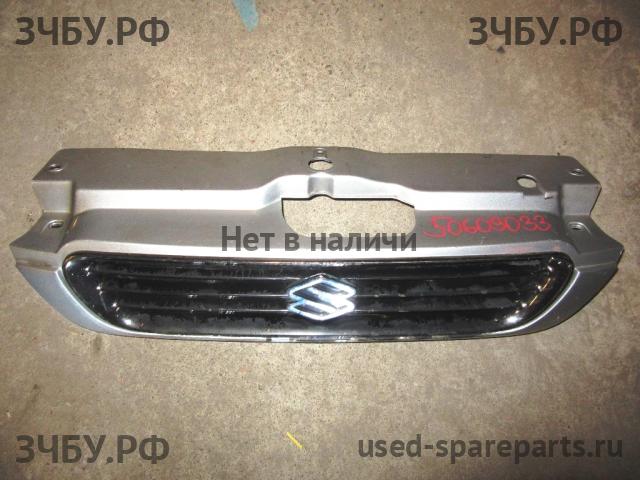 Suzuki Baleno 1 Решетка радиатора