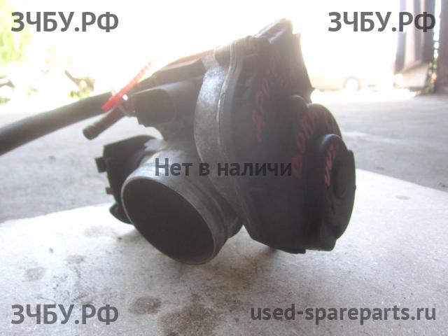 Volkswagen Jetta 4/Bora [1J2] Заслонка дроссельная механическая