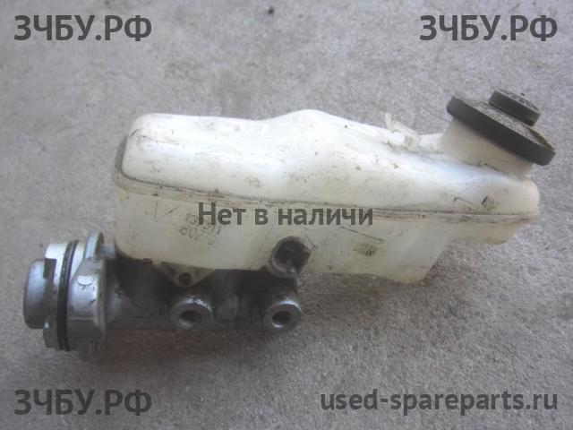 Toyota Corolla (E14 - E15) Цилиндр тормозной главный