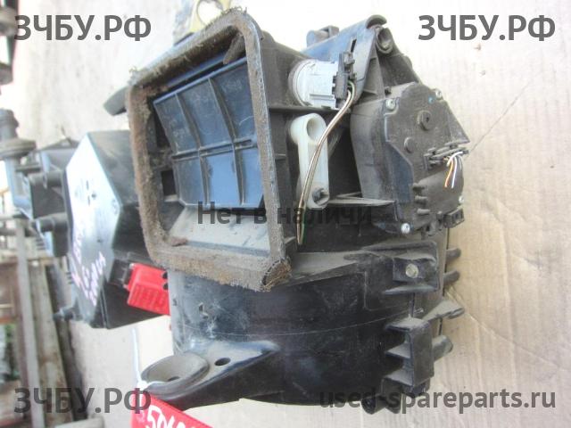 Volkswagen Jetta 4/Bora [1J2] Корпус отопителя (корпус печки)