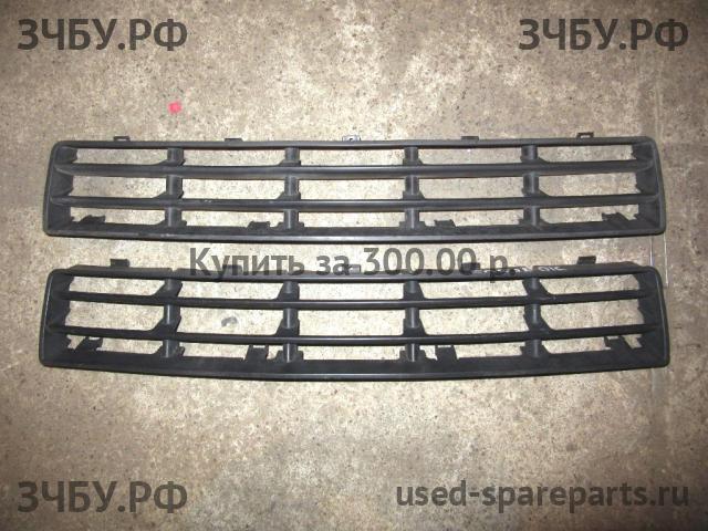 Volkswagen Jetta 4/Bora [1J2] Решетка в бампер