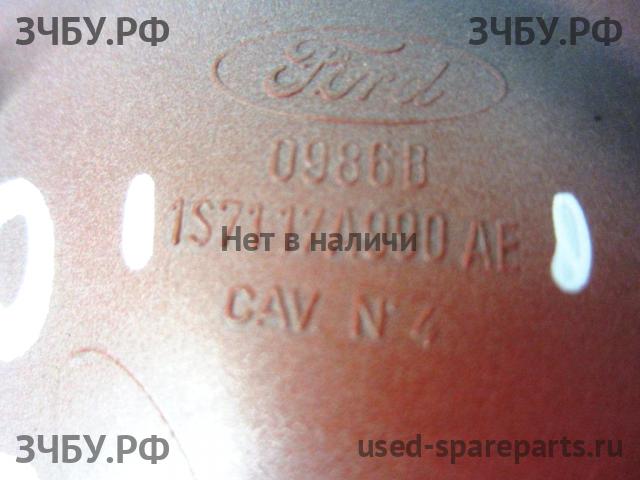 Ford Mondeo 3 Рамка противотуманной фары левой