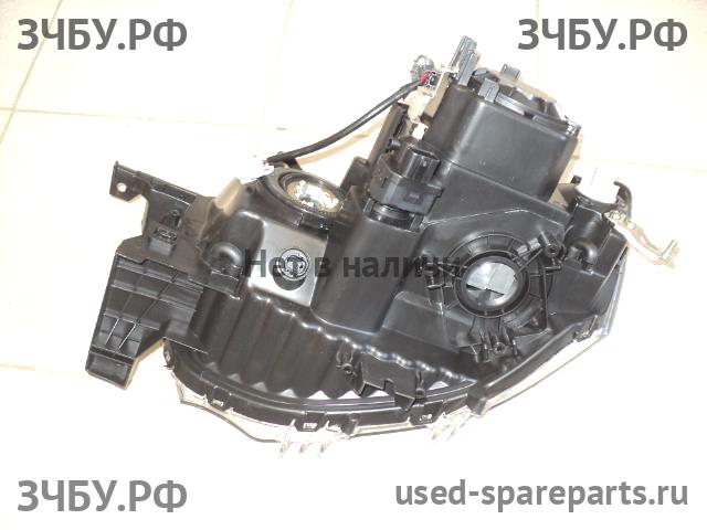 Mitsubishi Pajero/Montero Sport 2 (KH) Фара правая