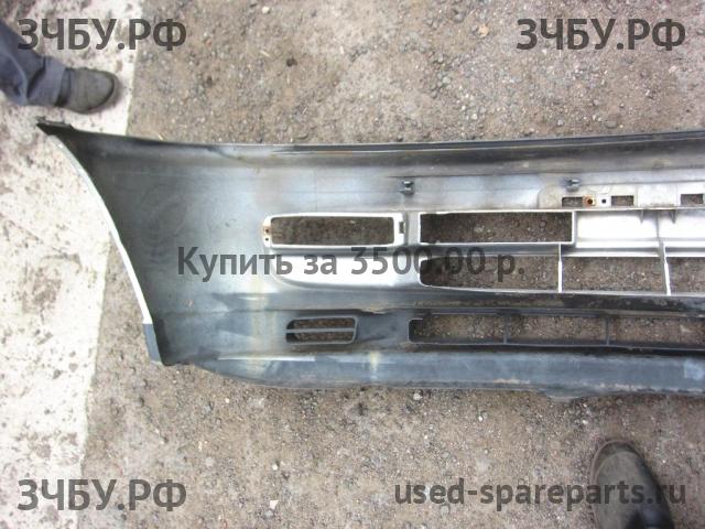 Nissan Serena 1 (C23M) Бампер передний