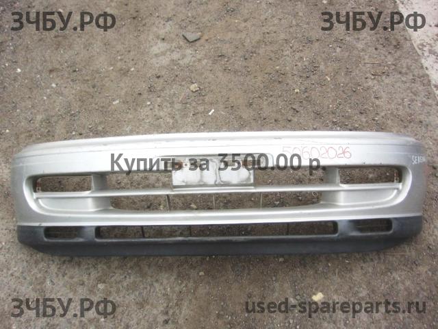 Nissan Serena 1 (C23M) Бампер передний