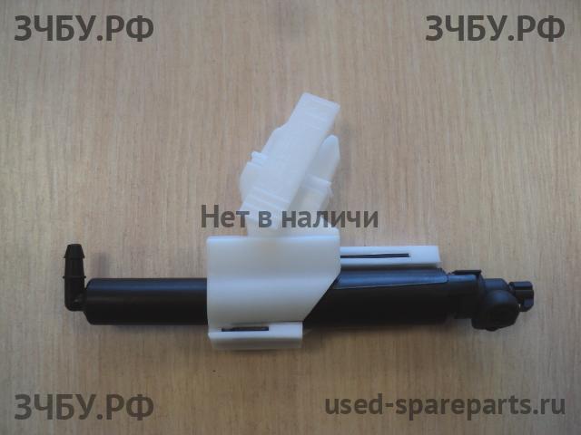 Ford Mondeo 4 Форсунка омывателя фары правая