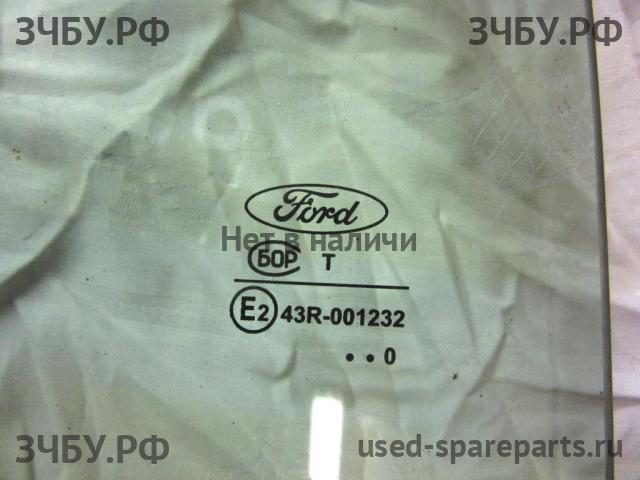 Ford Focus 2 Стекло двери задней правой