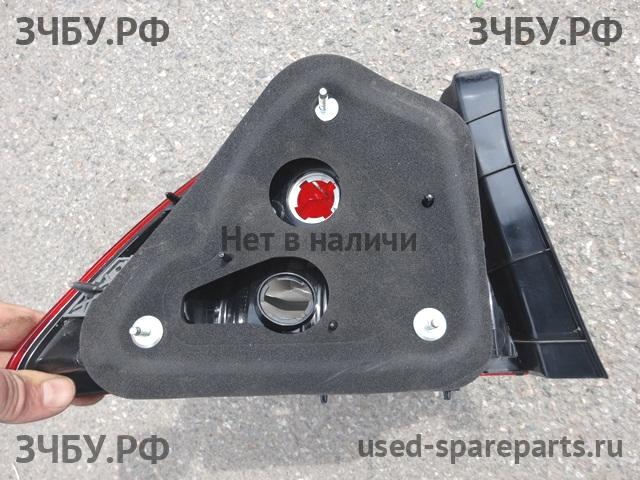 Honda Civic 8 (4D) Фонарь правый