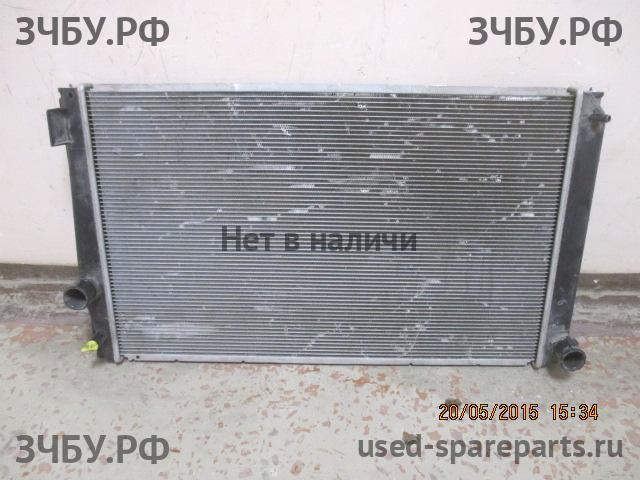 Toyota RAV 4 (3) Радиатор основной (охлаждение ДВС)