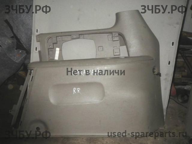 Chrysler Voyager/Caravan 4 Обшивка багажника