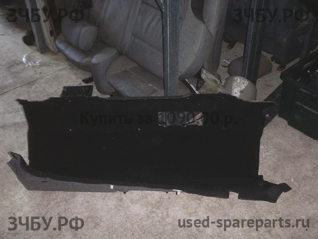 Lexus GS (3) 300/400/430 Обшивка крышки багажника