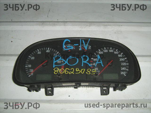 Volkswagen Golf 4 Панель приборов