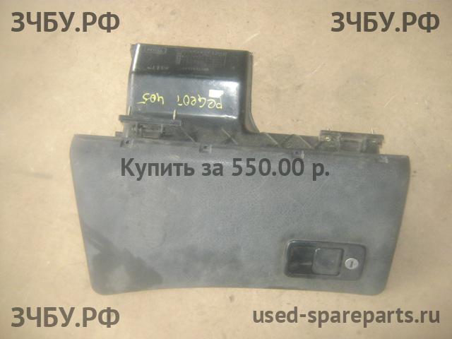 Peugeot 405 Бардачок