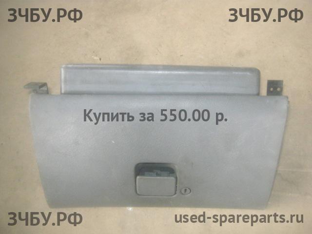 Mazda 626 [GE] Бардачок