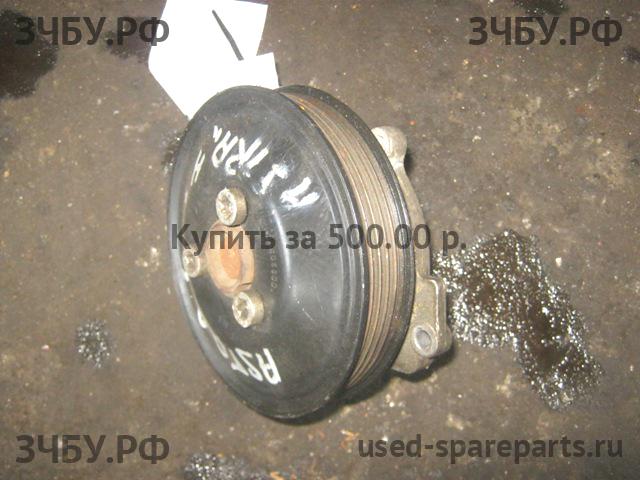 Opel Astra H Насос водяной (помпа)