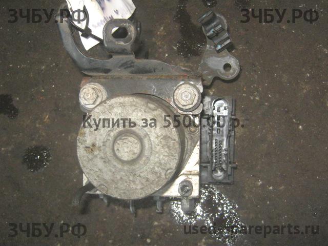 Toyota Auris 1 (E150) Блок ABS (насос)