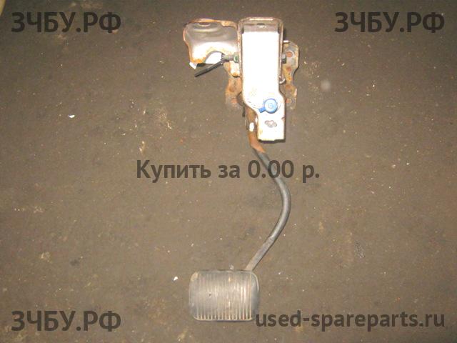 Ford Escape 1 Педаль тормоза