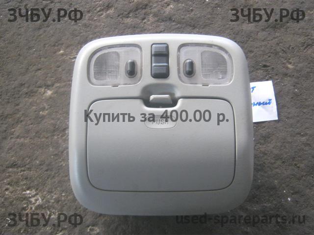 Ford Escape 1 Плафон салонный