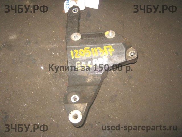Ford Escape 1 Кронштейн компрессора кондиционера