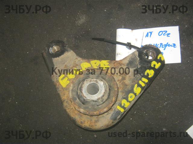 Ford Escape 1 Опора редуктора