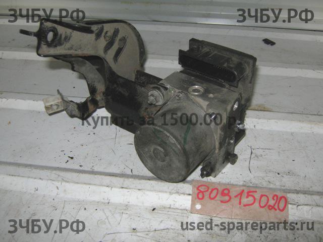 Nissan Almera 16 Блок ABS (насос)