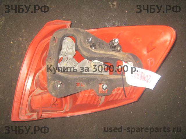 Toyota Auris 1 (E150) Фонарь левый