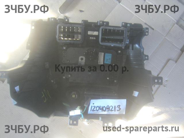 Hyundai Sonata NF Блок управления климатической установкой