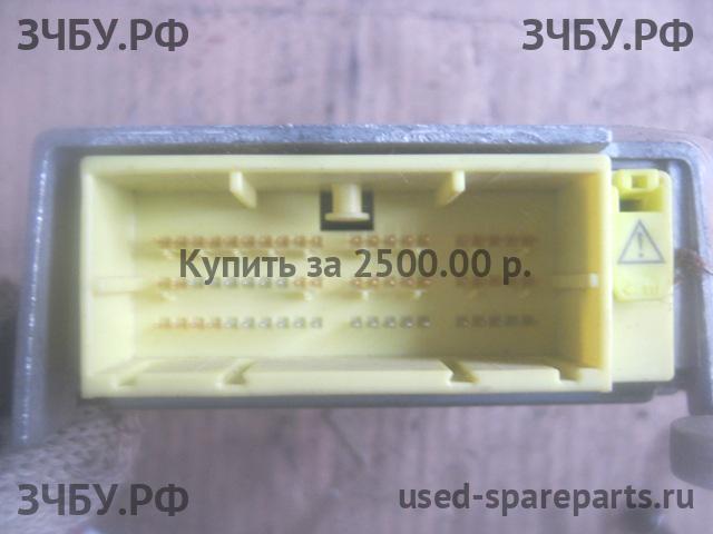 Toyota Corolla (E14 - E15) Блок управления AirBag (блок активации SRS)
