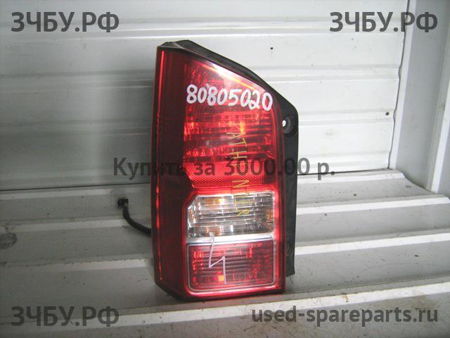 Nissan Pathfinder 2 (R51) Фонарь левый