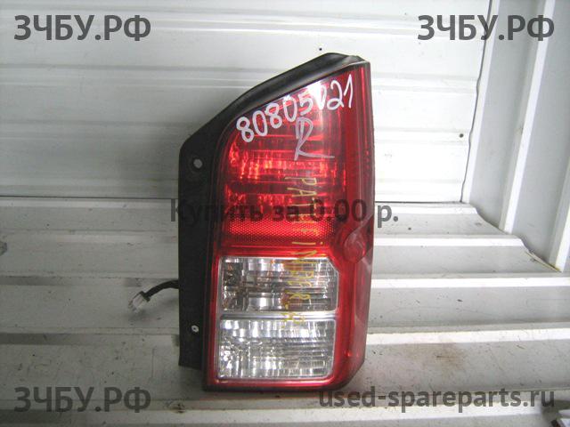 Nissan Pathfinder 2 (R51) Фонарь правый