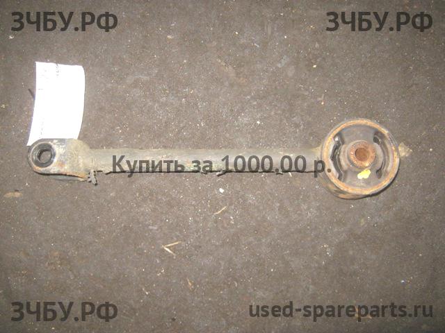 Hyundai Sonata NF Рычаг задний
