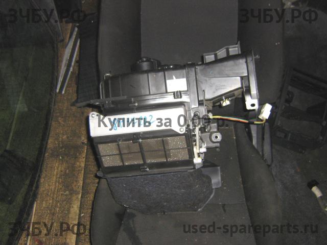 Mitsubishi Lancer 9 [CS/Classic] Корпус отопителя (корпус печки)