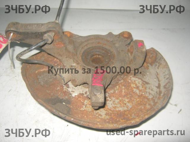 Volvo V40 (1) Кулак поворотный передний левый (со ступицей)